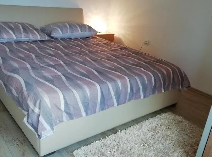 Greta,50 Meters To The