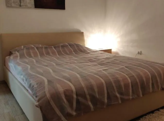 公寓 Greta,50 Meters To The *